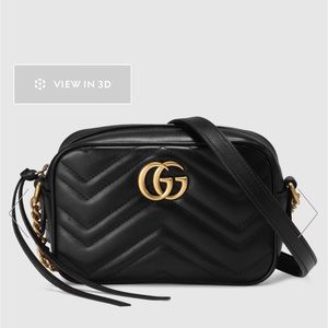 GUCCI Mini GG Marmont chain shoulder bag.